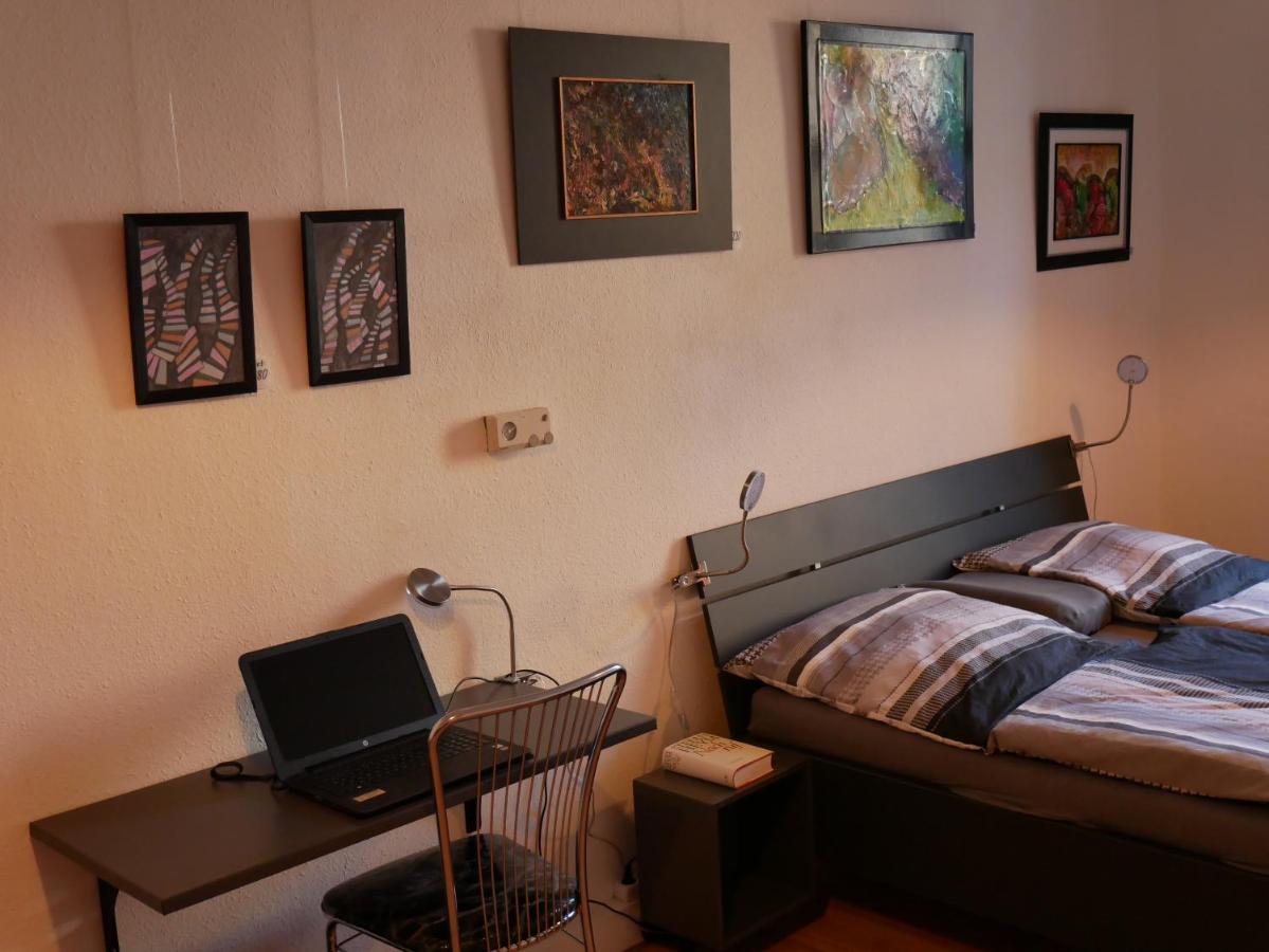 Ferienwohnungen In Der Kunstgalerie Charlie Und Jenny Chemnitz Kültér fotó